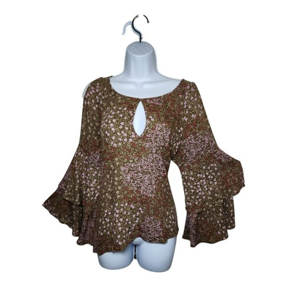 BP Floral Boho Blouse Small Cold Shoulder Bell Sleeve Cottagecore Whimsy Top - Picture 7 of 7